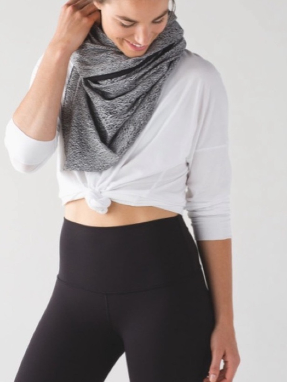 NWT Lululemon Vinyasa Wrap Running Luon Spray Jacquard Black White/Black